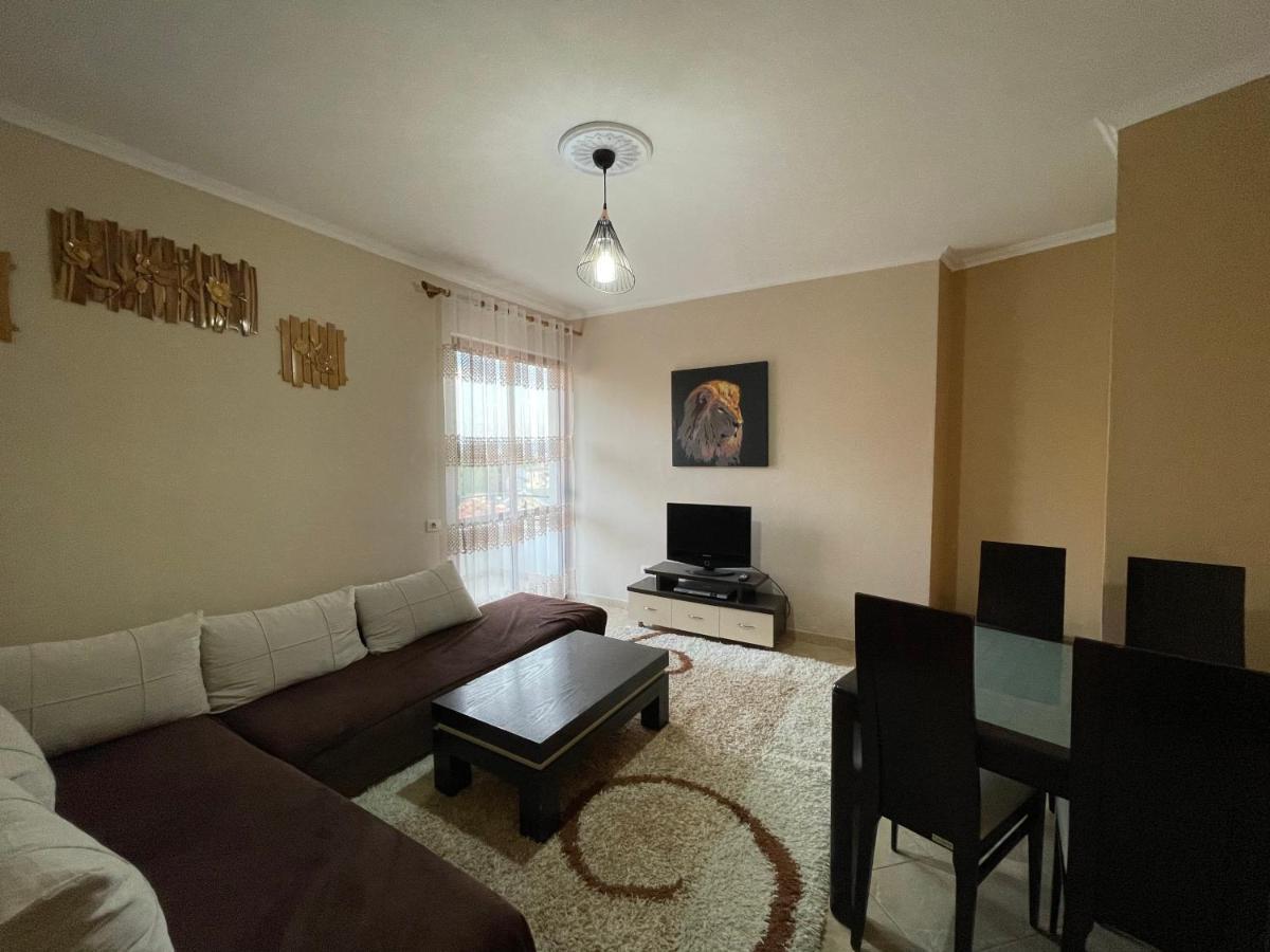 B&B - Private Rooms 2 Тирана Екстериор снимка